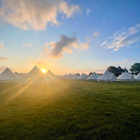 Nine Yards Bell Tents At The Tt - Castletown Exterior photo